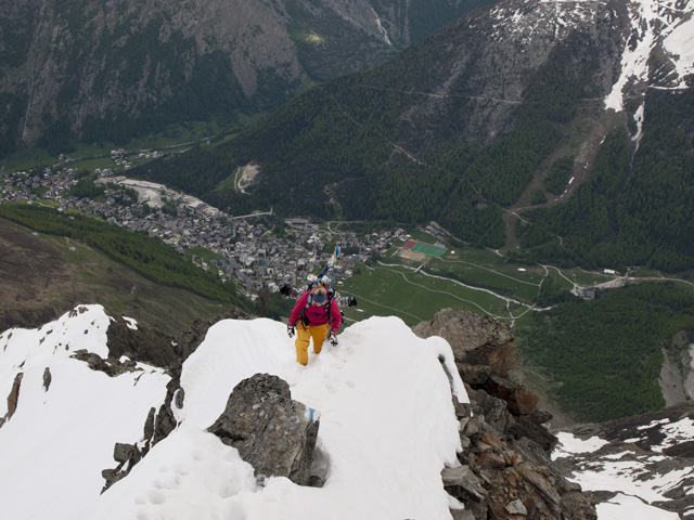while climbing to the hut... pic by Lea...