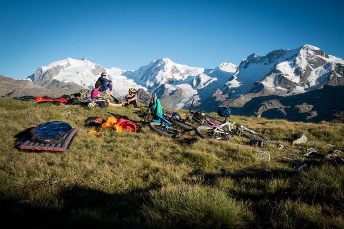 14263989_1751294275129948_1414383606682054617_n